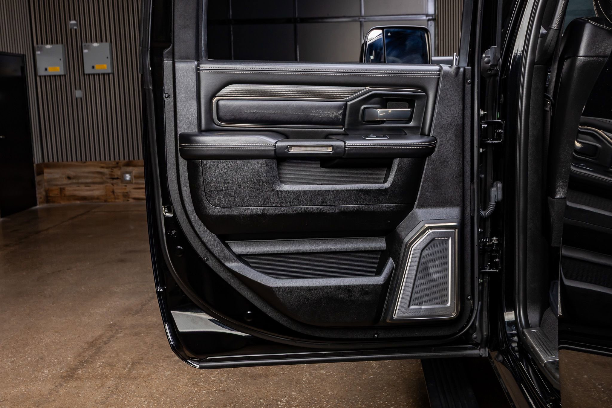 Used 2021 RAM 3500 Limited image 37