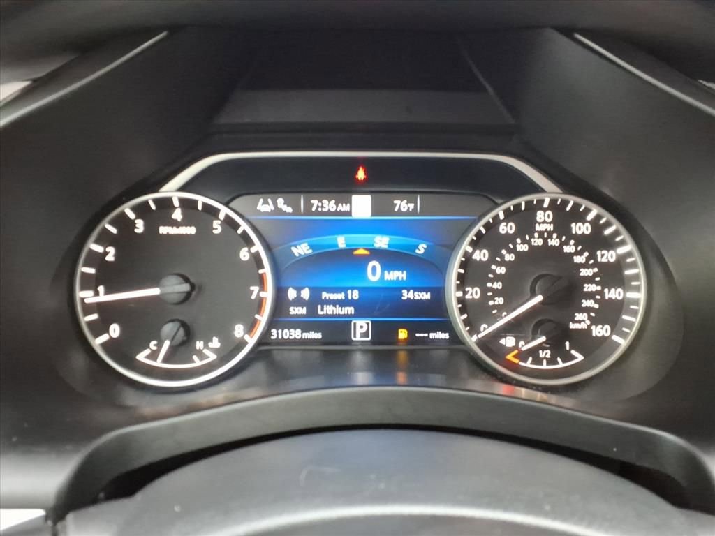 Used 2022 Nissan Murano Platinum w/ Cargo Package FWD image 24