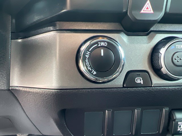 Used 2021 Toyota Tacoma TRD Sport AWD/4WD image 27