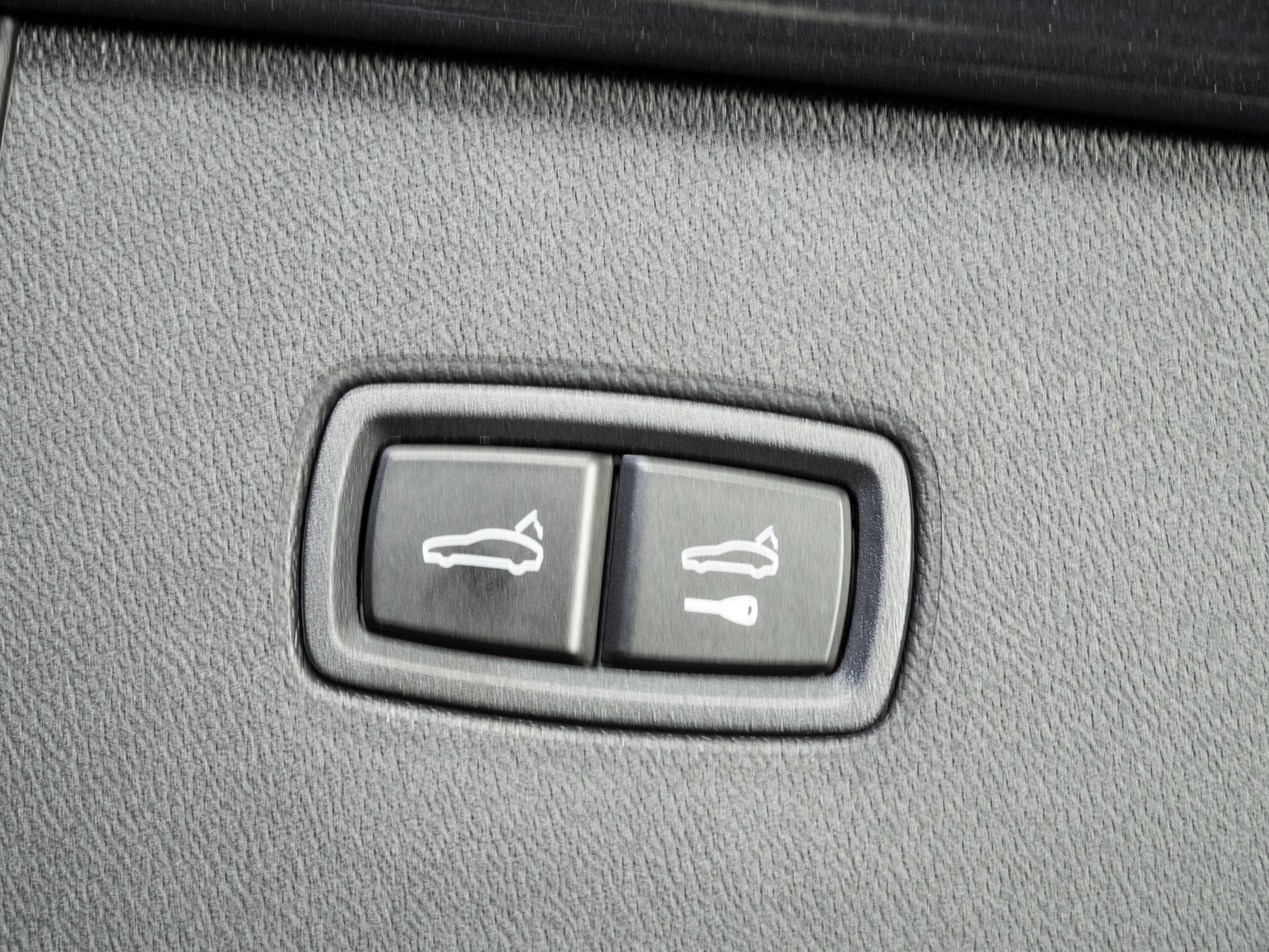 New 2026 Porsche Cayenne AWD/4WD image 32