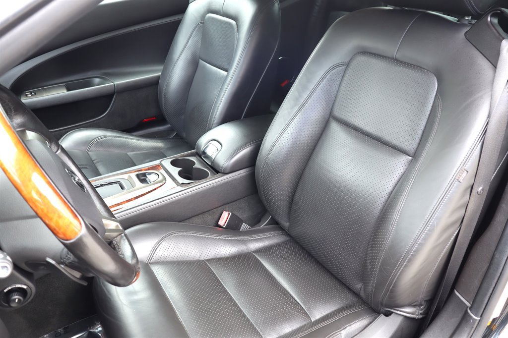 Used 2007 Jaguar XK Coupe RWD image 19