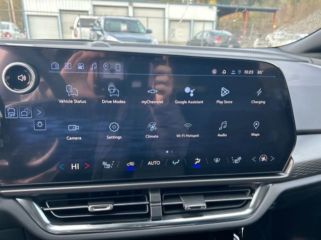 New 2026 Chevrolet Equinox EV LT w/ Comfort Package image 13