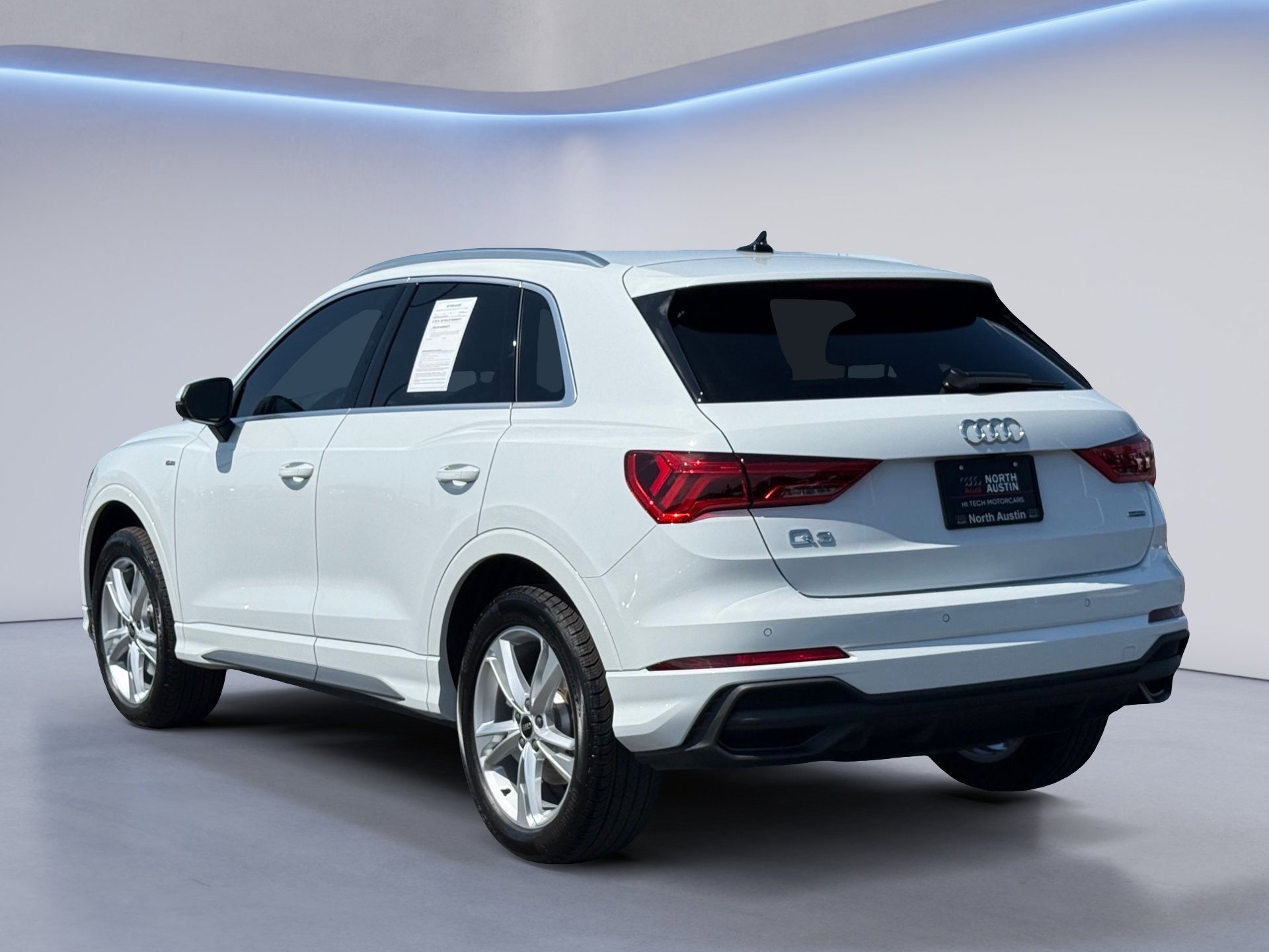 Used 2024 Audi Q3 2.0T Premium Plus w/ Premium Plus Package AWD/4WD image 7