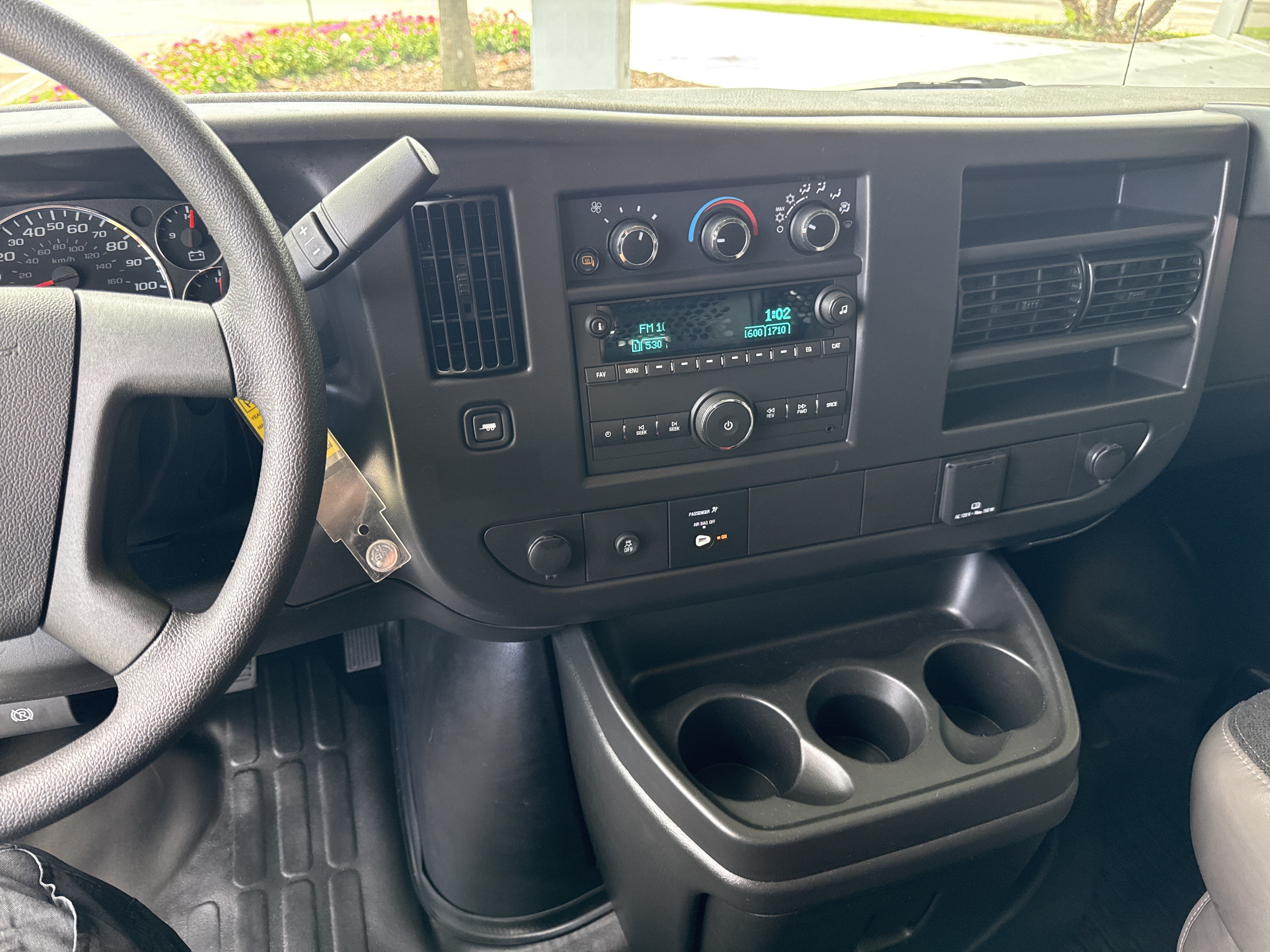 Used 2025 Chevrolet Express 2500 w/ Driver Convenience Package RWD image 26