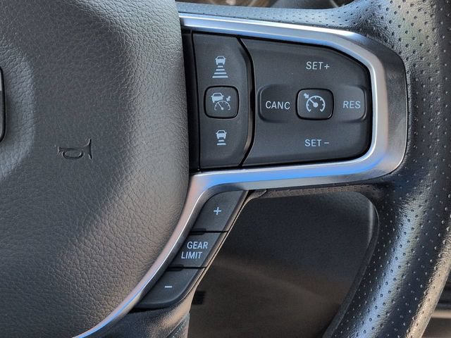 Used 2026 RAM 3500 Tradesman w/ Chrome Appearance Group AWD/4WD image 25