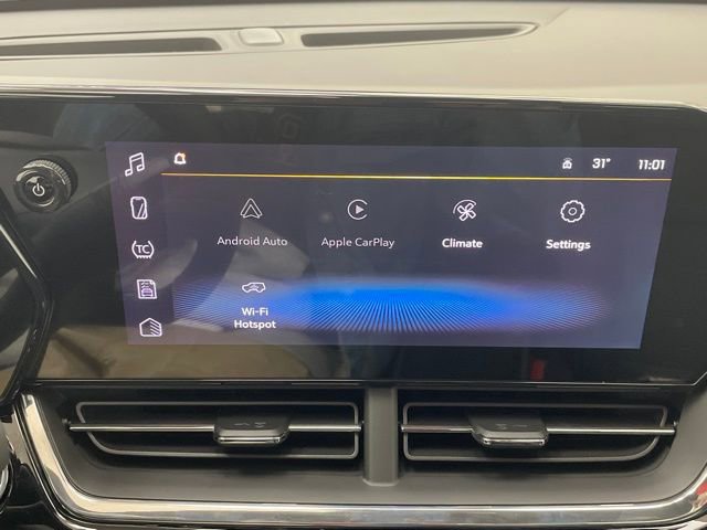 New 2026 Chevrolet Trax RS w/ Sunroof Package image 3