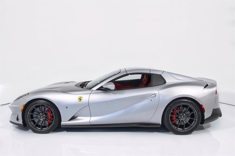 Used 2023 Ferrari 812 GTS RWD image 5