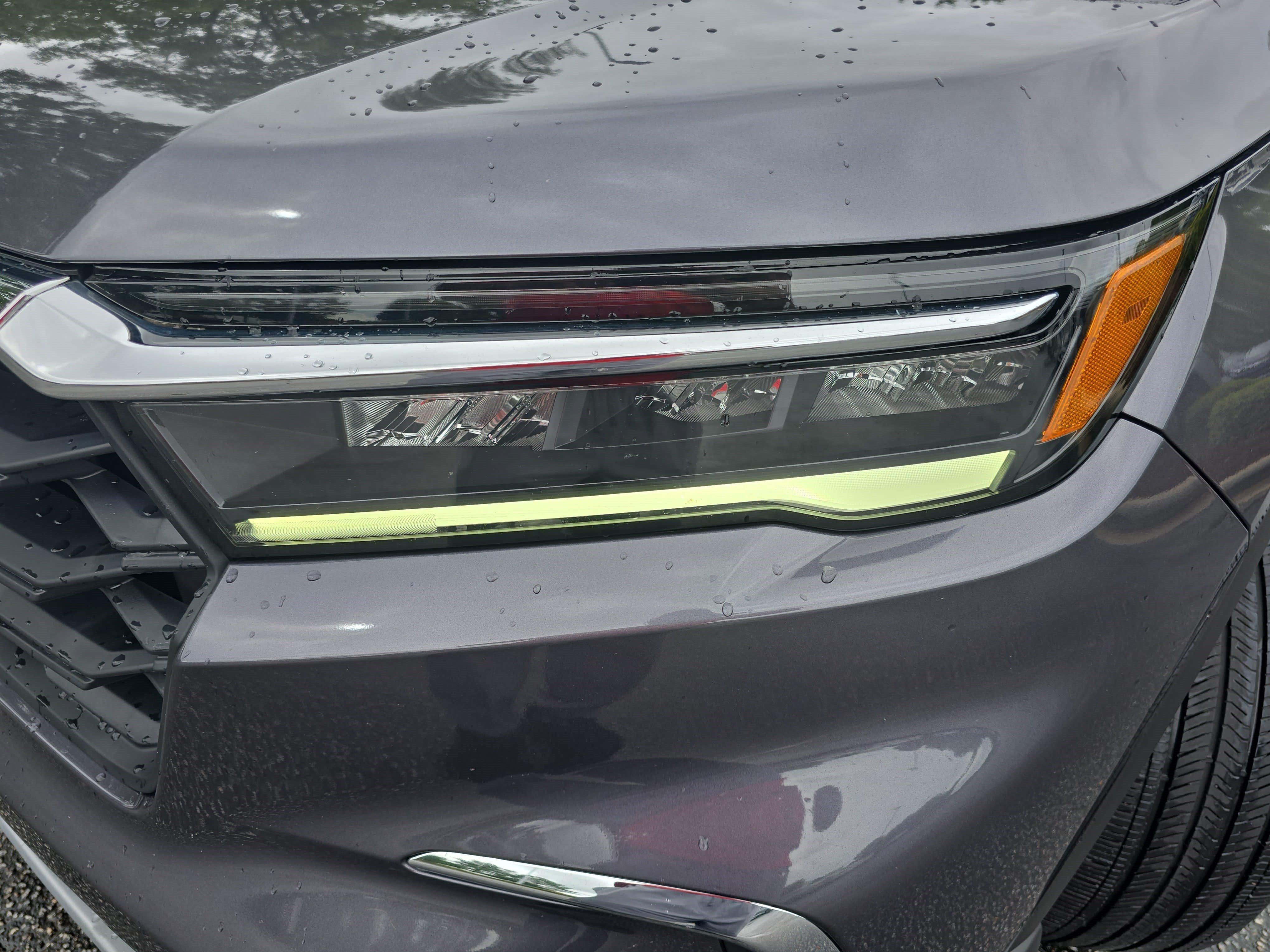 Used 2025 Honda Pilot EX-L image 32