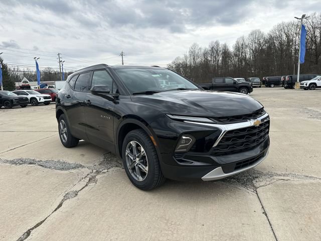 Certified 2024 Chevrolet Blazer LT w/ Convenience Package image 11