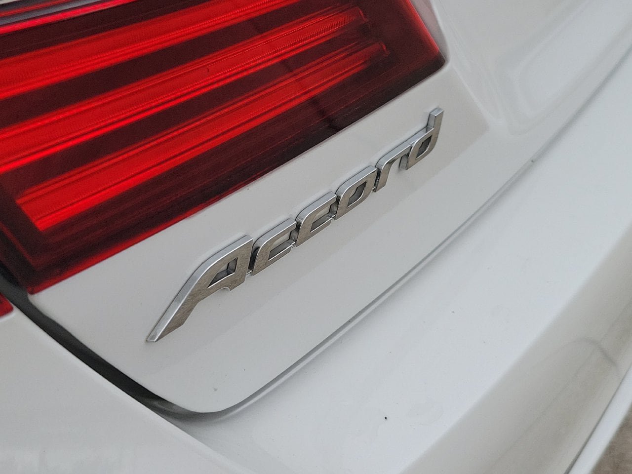 Used 2016 Honda Accord EX image 6