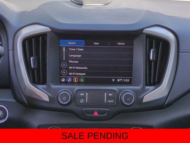 Used 2019 GMC Terrain Denali w/ Advanced Safety Package image 17