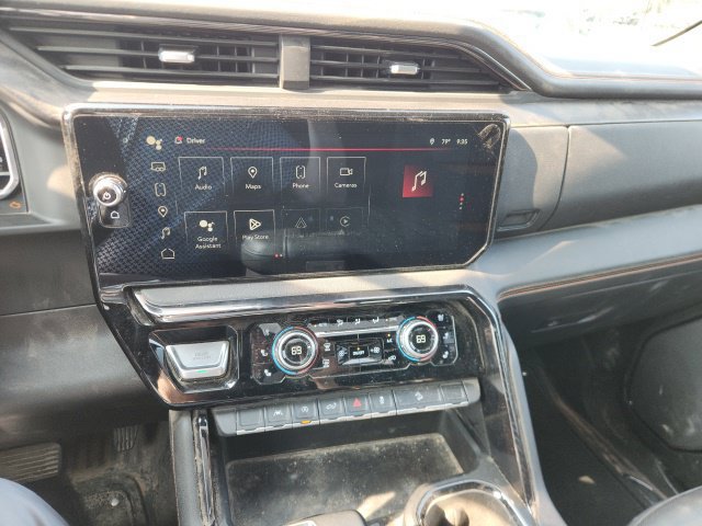 Used 2022 GMC Sierra 1500 AT4 w/ AT4 Preferred Package AWD/4WD image 16