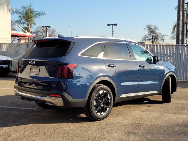 New 2026 Kia Sorento S w/ S Panoramic Sunroof Package FWD image 5