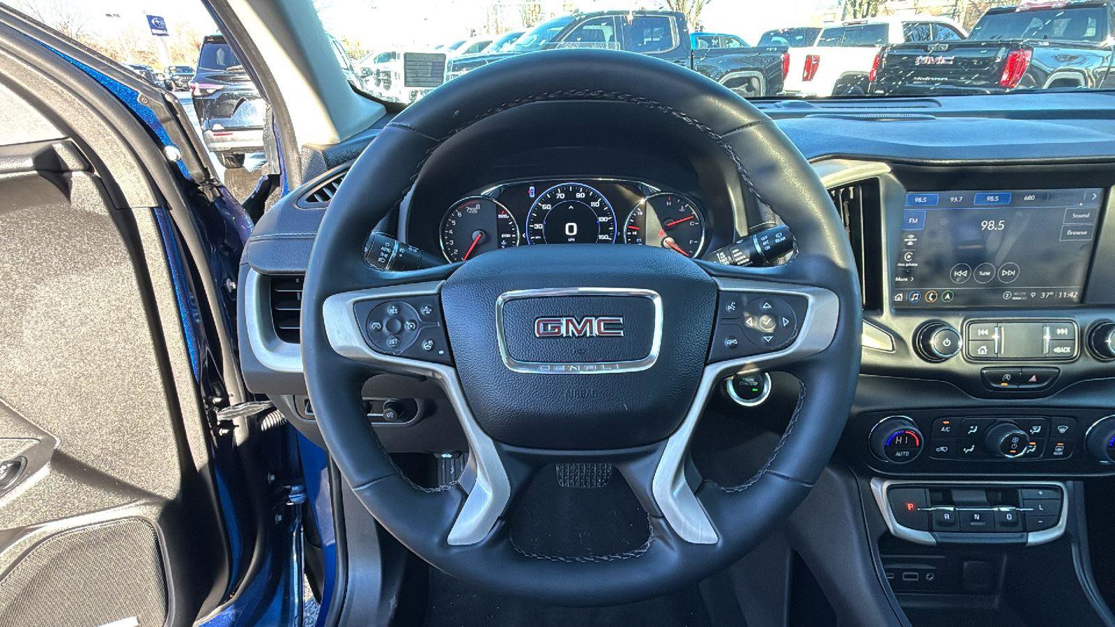 Used 2023 GMC Terrain Denali image 14