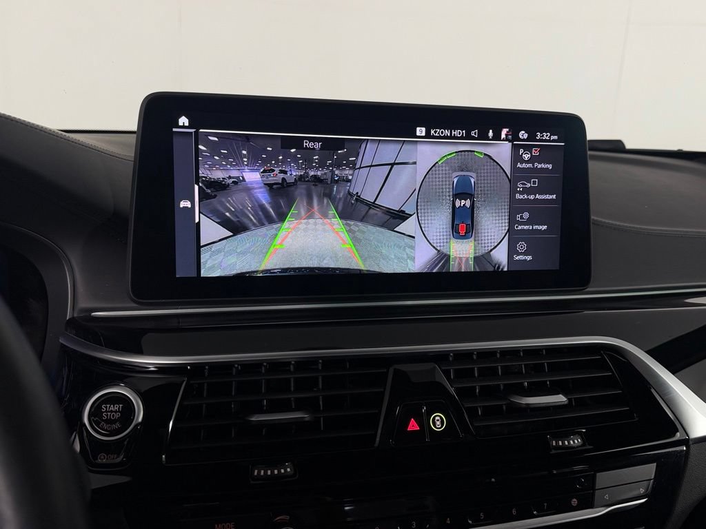 Used 2022 BMW M550i xDrive w/ Dynamic Handling Package AWD/4WD image 17
