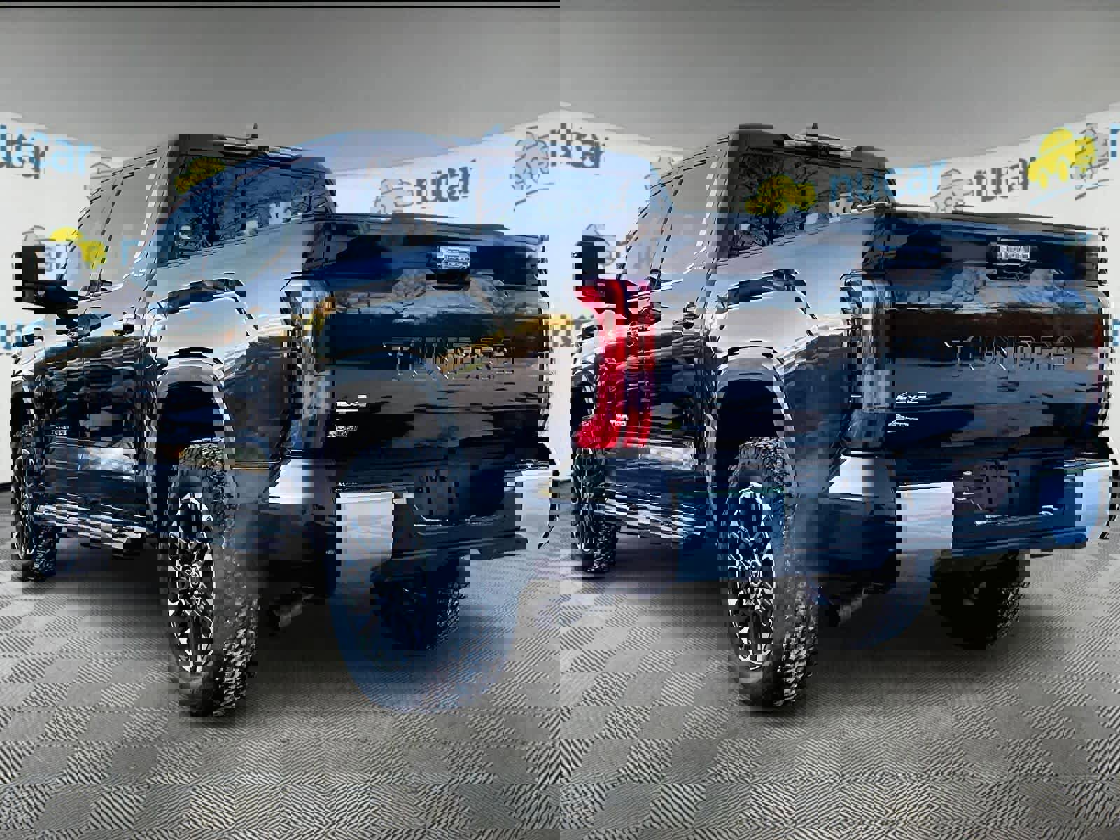 Used 2023 Toyota Tundra Limited image 4