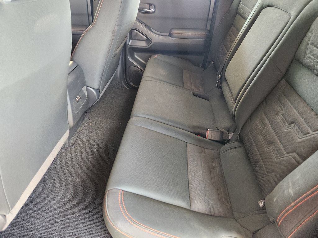 Used 2023 Nissan Frontier PRO-4X w/ Technology Package AWD/4WD image 31