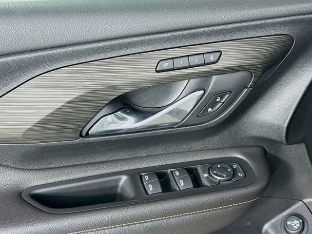 Used 2021 GMC Terrain SLT w/ Infotainment Package II image 21