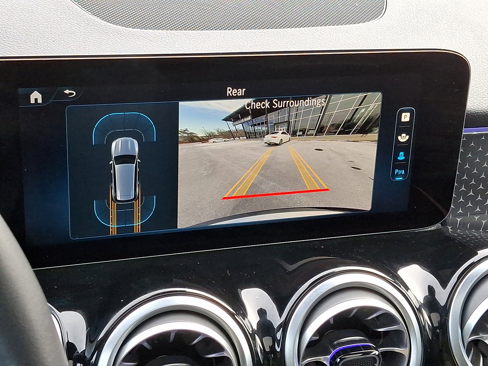 Certified 2024 Mercedes-Benz GLB 250 4MATIC image 18