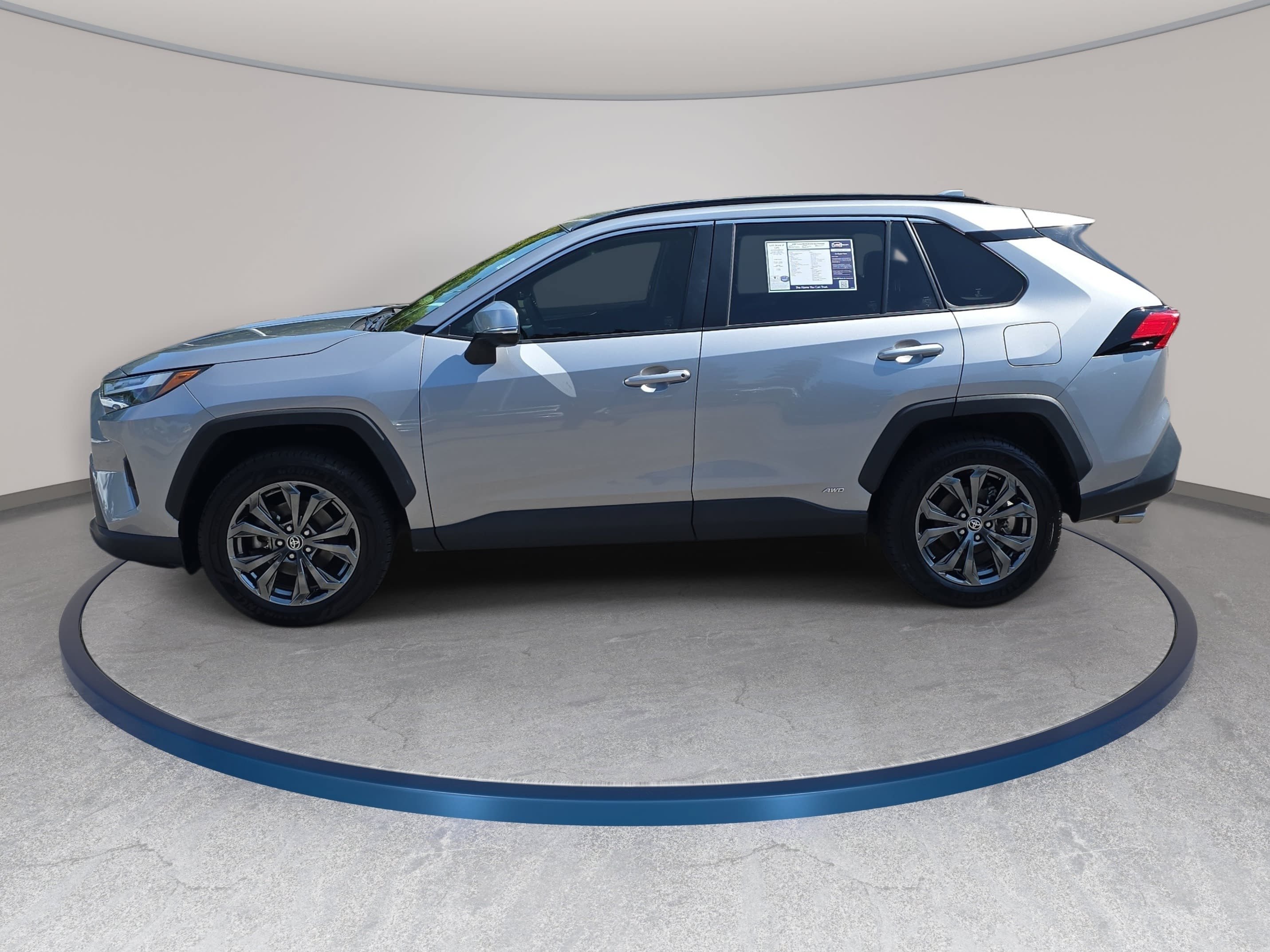 Used 2024 Toyota RAV4 XLE Premium w/ Weather Package AWD/4WD image 8