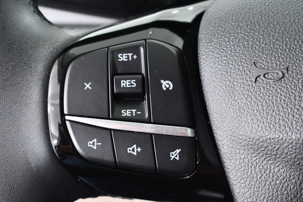 Used 2022 Ford Escape SE w/ Cold Weather Package image 33