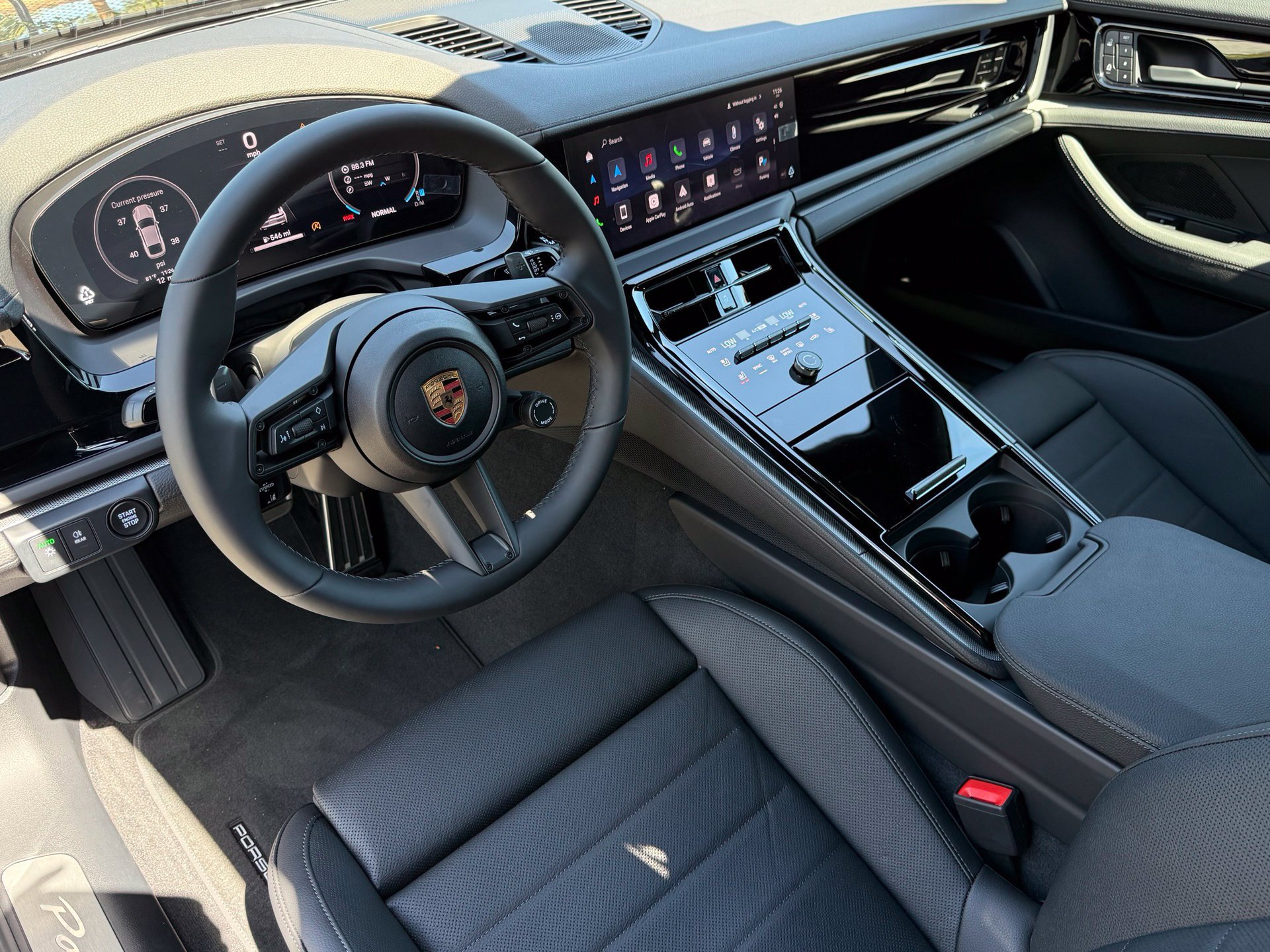 New 2026 Porsche Panamera 4 AWD/4WD image 4