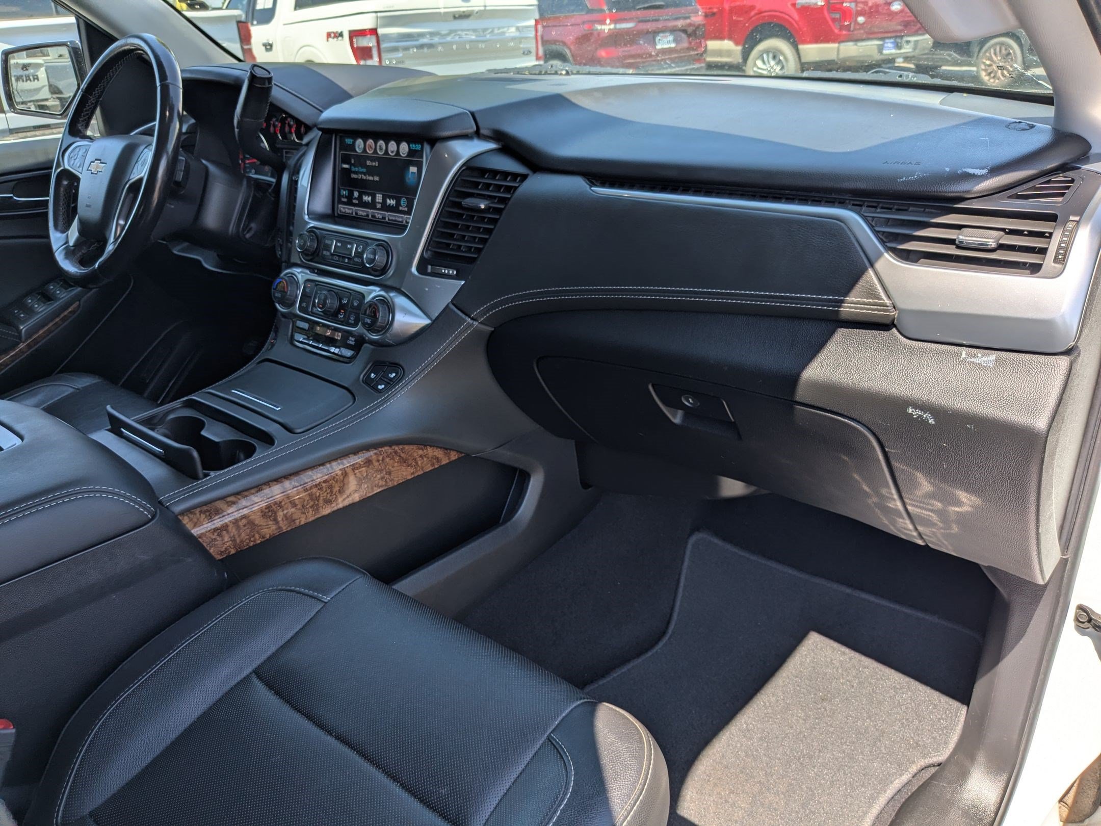 Used 2020 Chevrolet Tahoe Premier AWD/4WD image 35