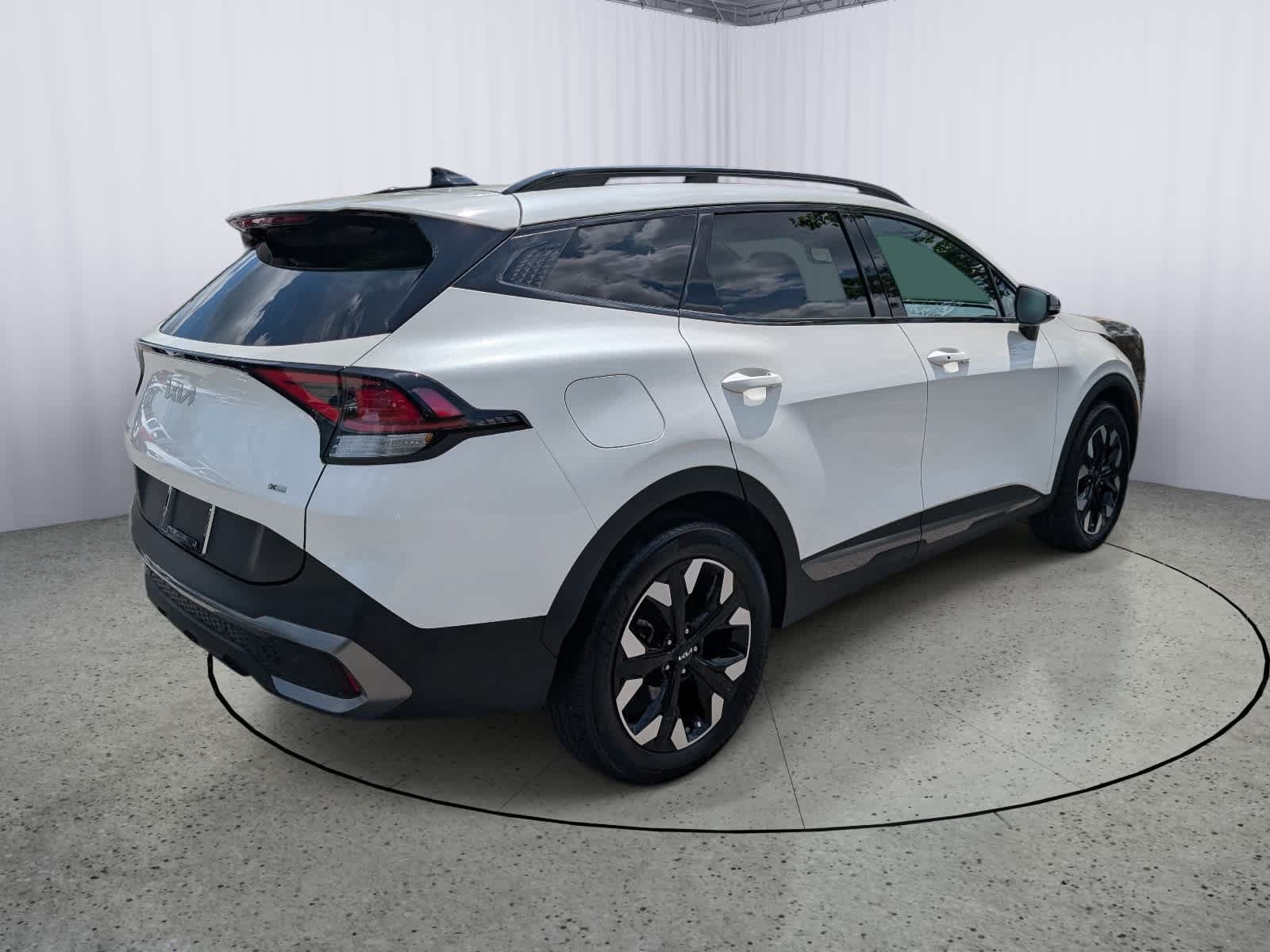 Used 2024 Kia Sportage X-Line AWD/4WD image 3