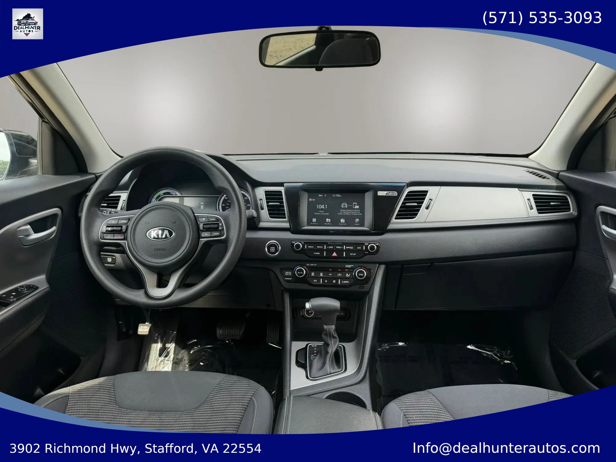 Used 2017 Kia Niro LX FWD image 28