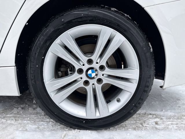 Used 2017 BMW 330i xDrive Sedan image 27
