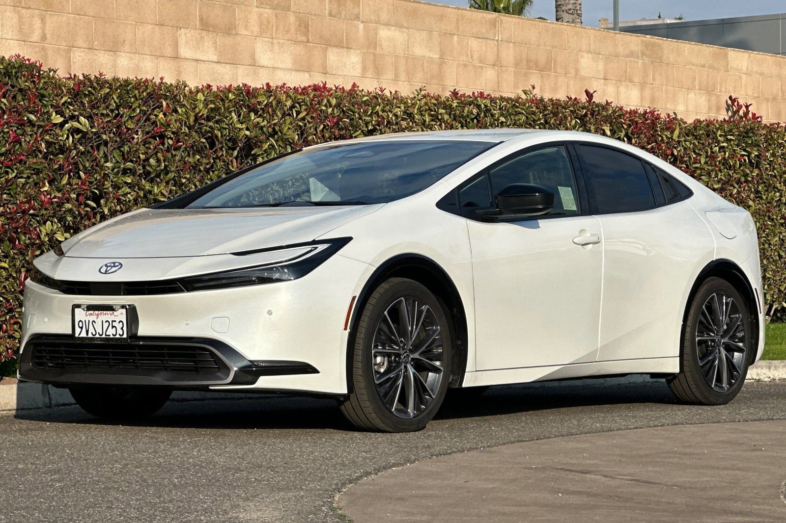 Used 2026 Toyota Prius XLE image 8