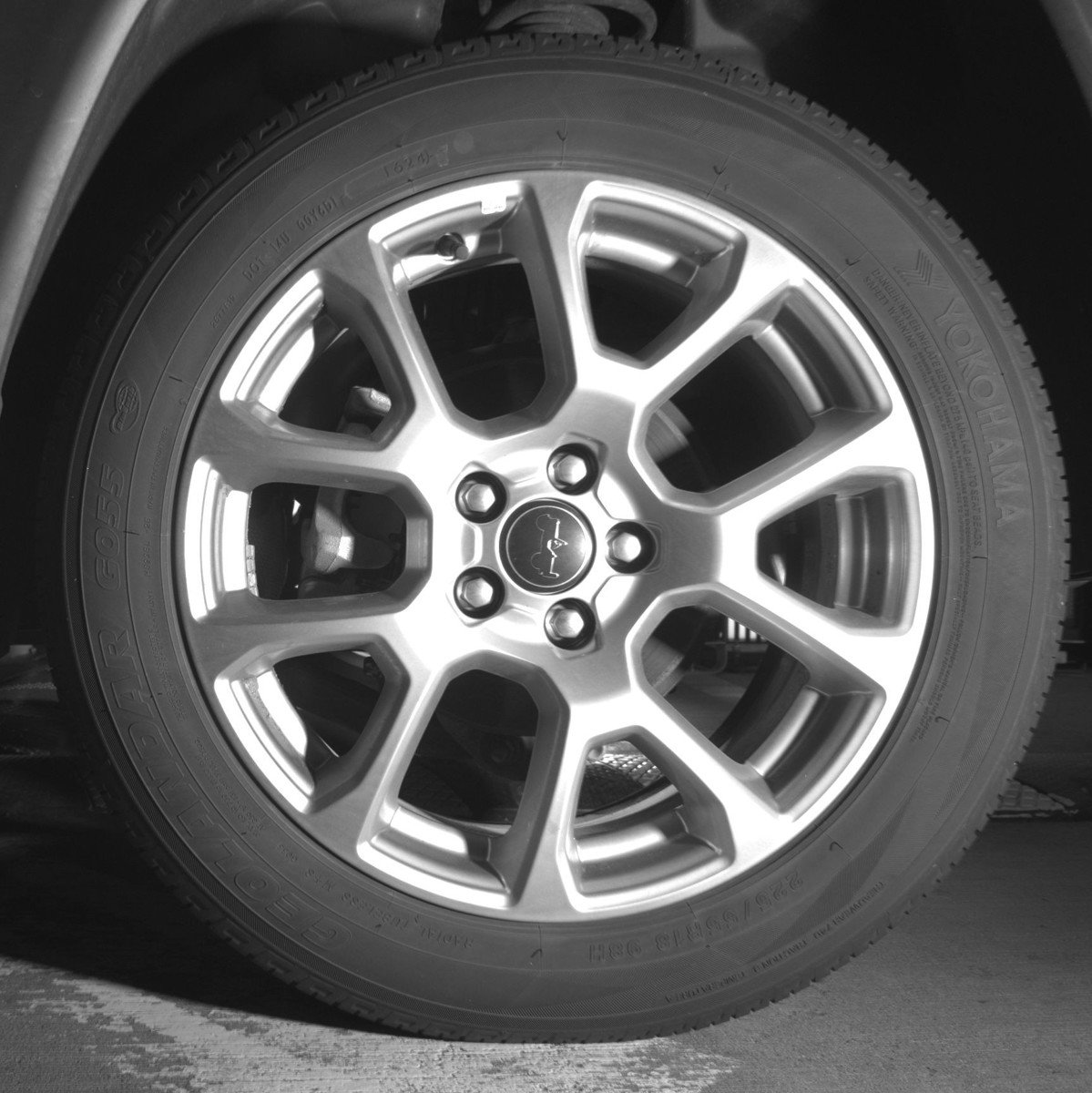 Used 2025 Jeep Compass Limited image 14
