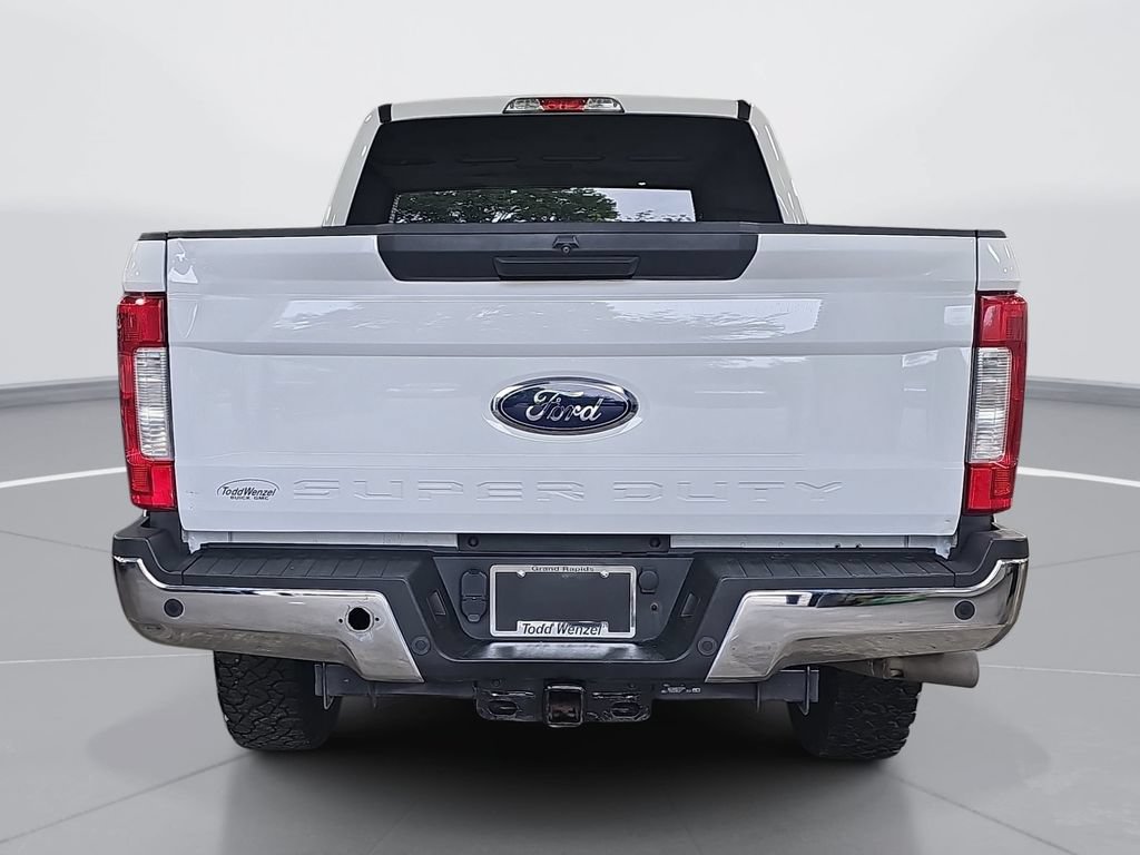 Used 2018 Ford F250 XLT w/ XLT Value Package AWD/4WD image 5