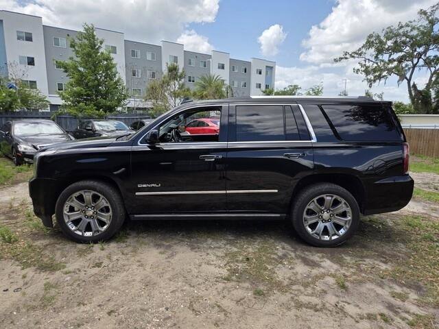 Used 2016 GMC Yukon Denali w/ Open Road Package image 4