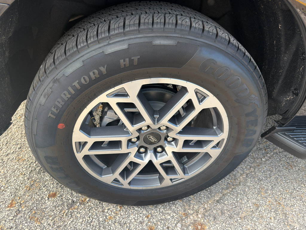 New 2026 Ford Expedition Active RWD image 19