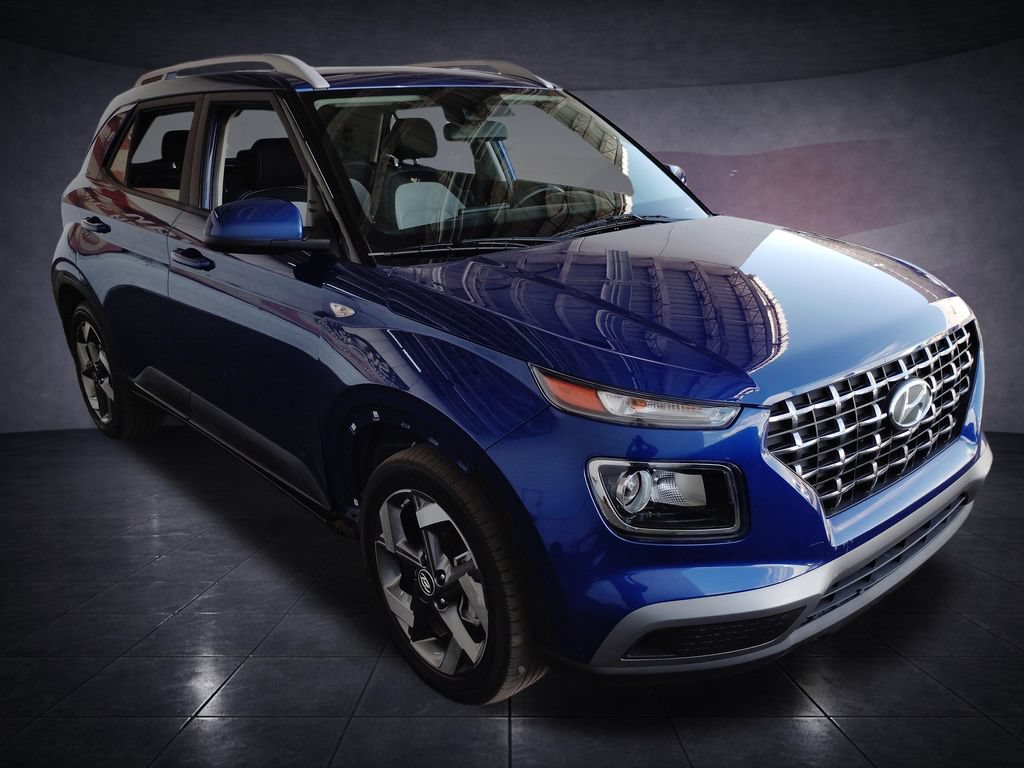 Used 2021 Hyundai Venue SEL FWD image 7