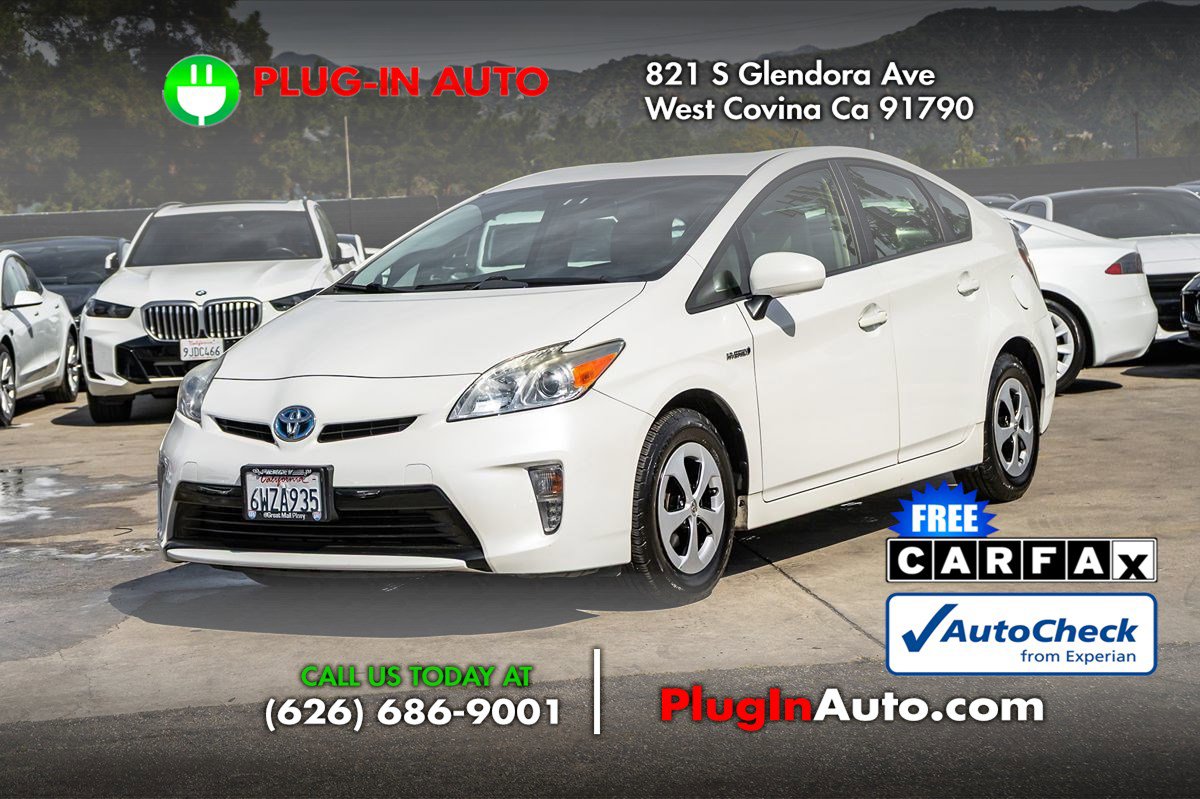 Used 2012 Toyota Prius Three image 1