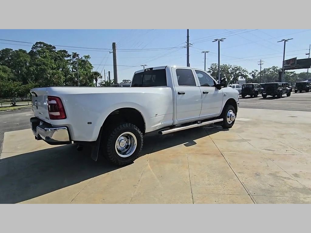 Used 2024 RAM 3500 Tradesman w/ Towing Technology Group AWD/4WD image 29