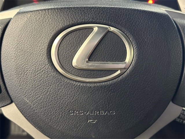 Used 2016 Lexus IS 300 AWD image 28