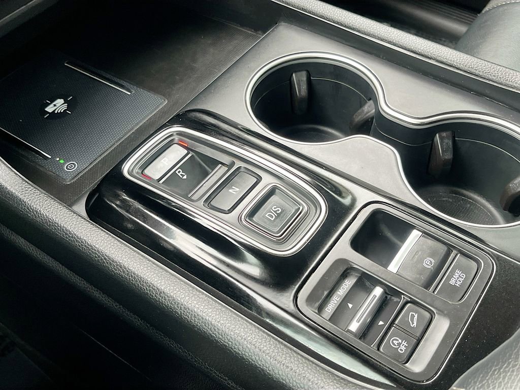 Used 2023 Honda Pilot Touring image 17