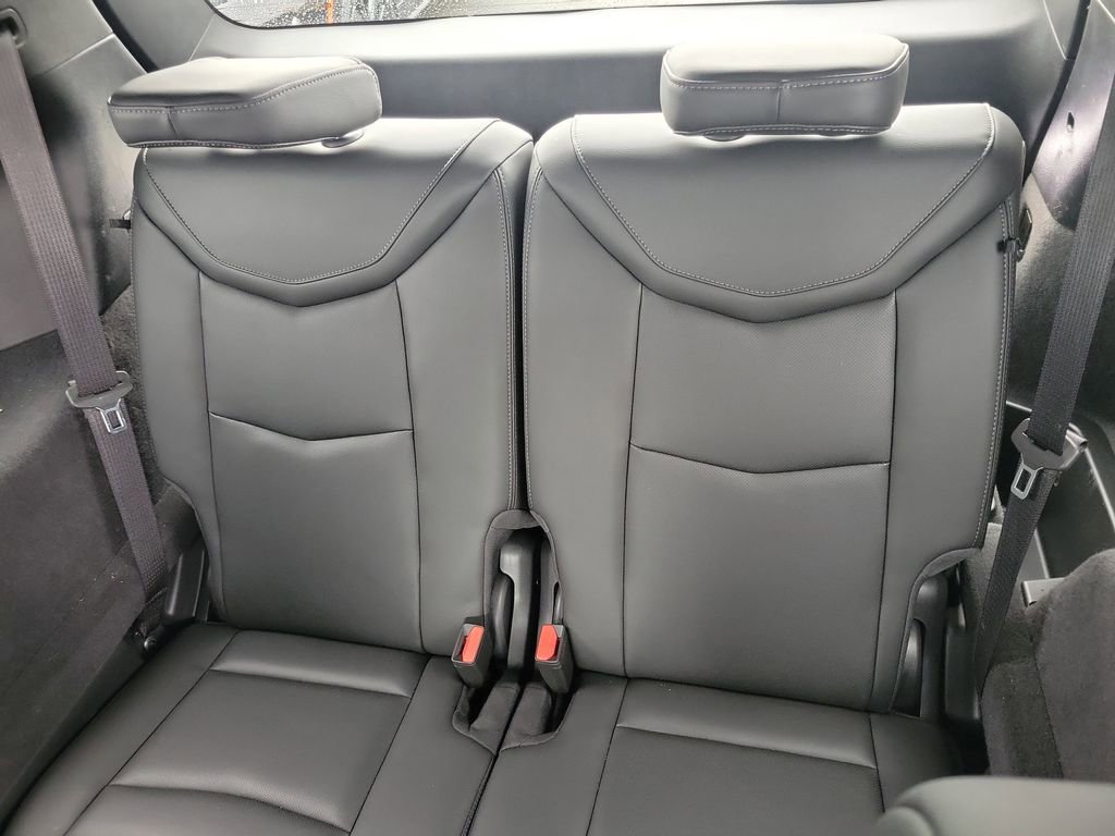 Used 2024 Cadillac XT6 Premium Luxury w/ LPO, Floor Liner Package image 32