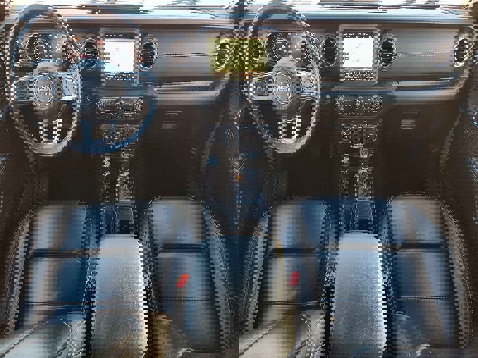 Used 2021 Jeep Wrangler Unlimited Sahara image 27