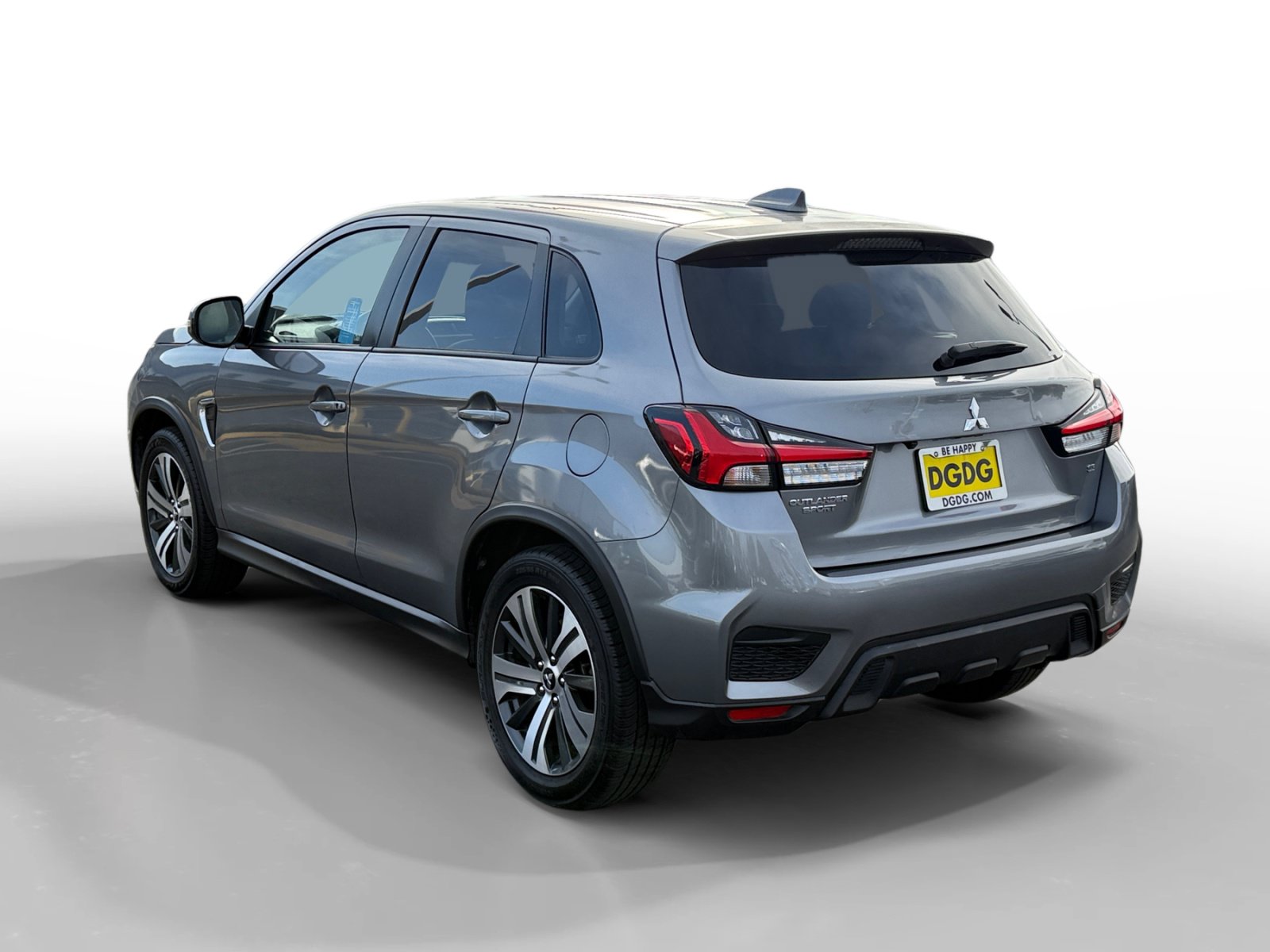 Used 2024 Mitsubishi Outlander Sport SE AWD/4WD image 3