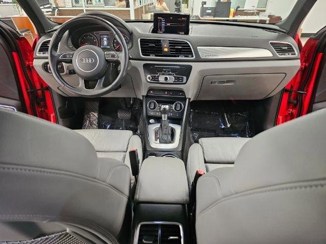 Used 2016 Audi Q3 2.0T Prestige w/ Prestige Package image 9