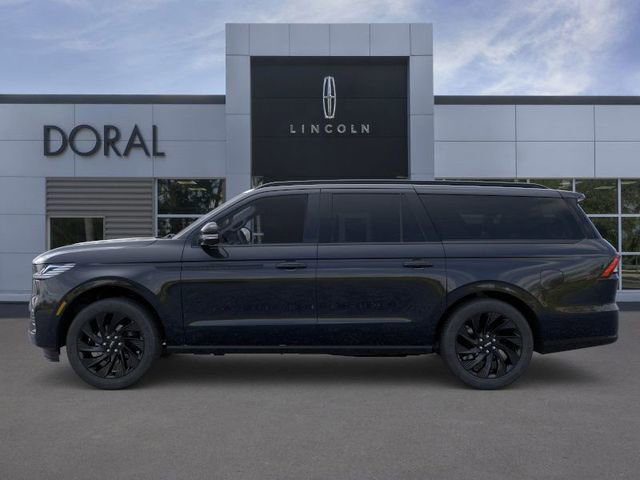 New 2025 Lincoln Navigator L Reserve w/ Jet Appearance Package image 3