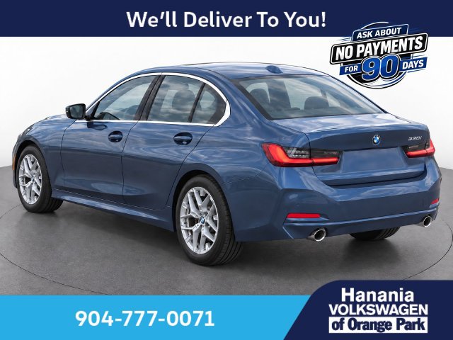 Used 2025 BMW 330i Sedan RWD image 3