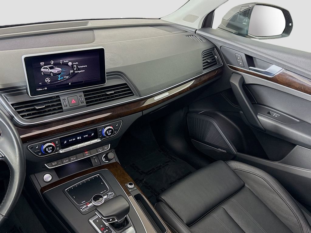 Used 2018 Audi Q5 2.0T Premium Plus w/ Premium Plus Package AWD/4WD image 27