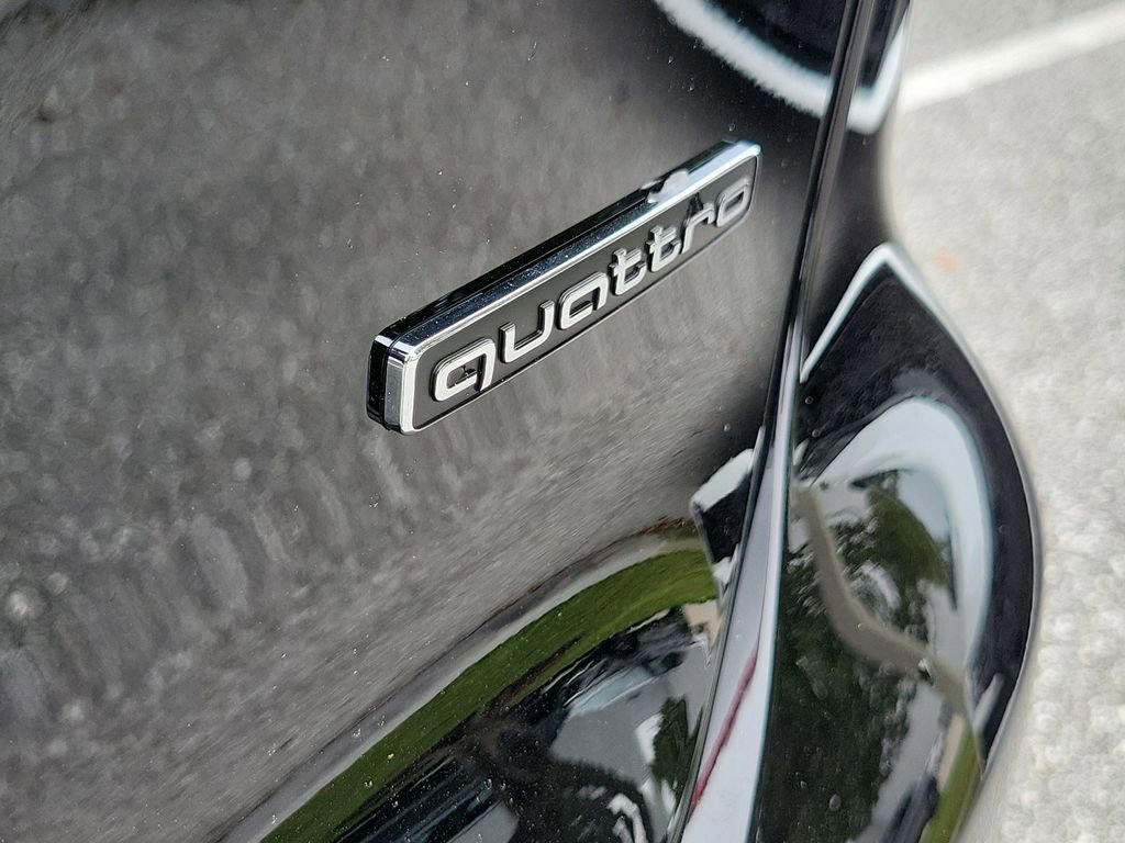 New 2025 Audi Q6 e-tron Premium image 6