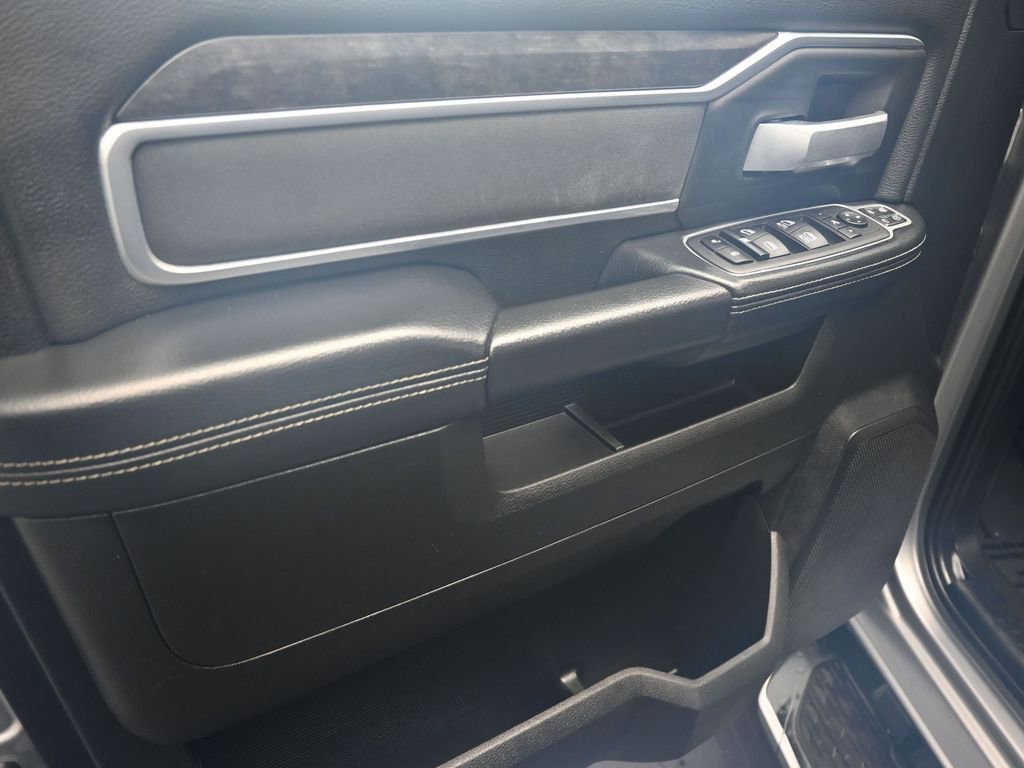 Used 2024 RAM 3500 Big Horn image 19