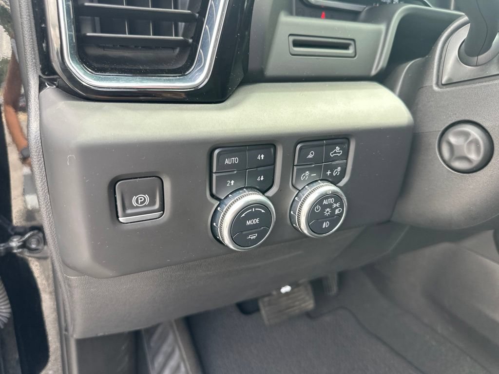 Used 2022 GMC Sierra 1500 Denali AWD/4WD image 14